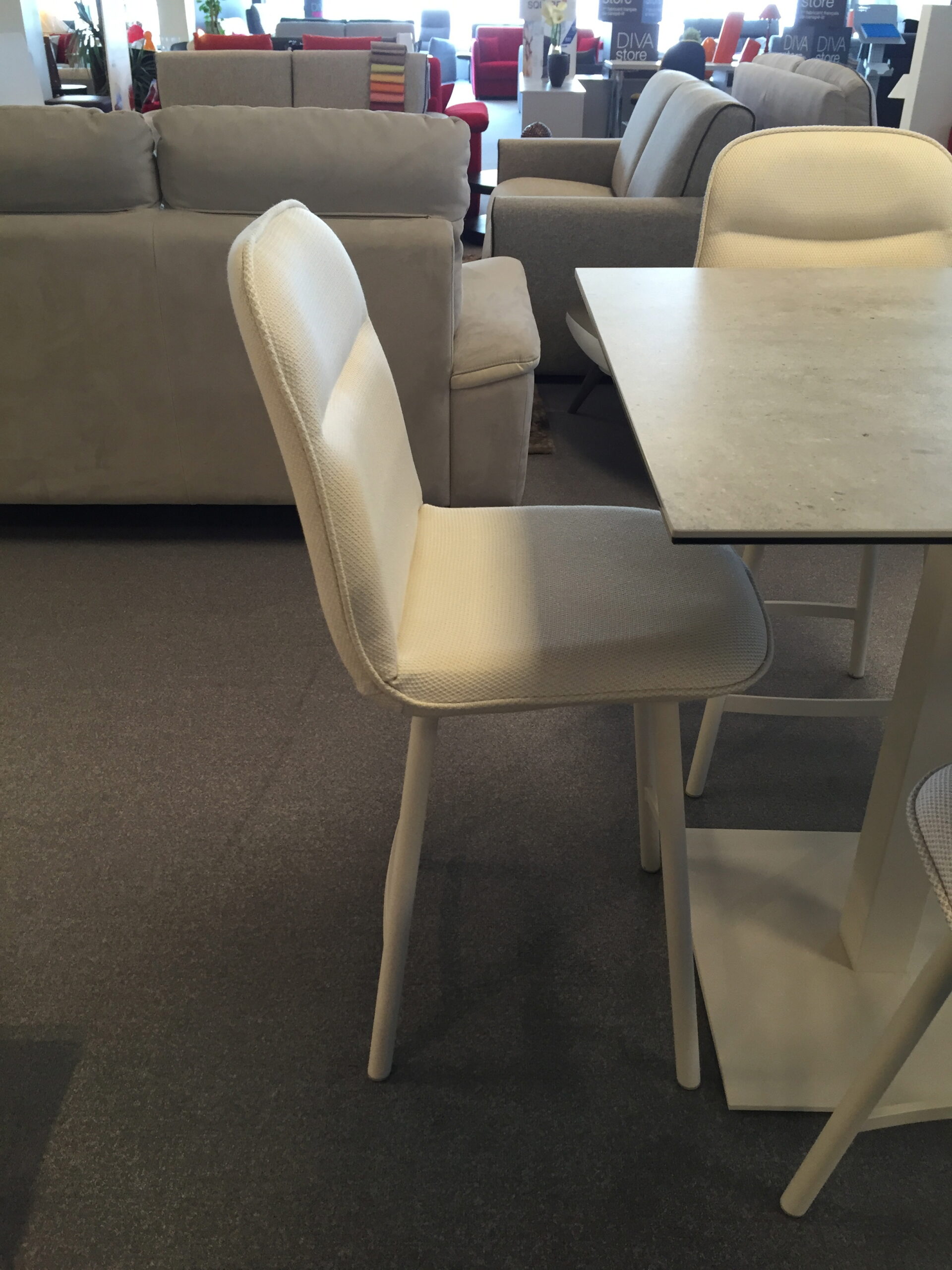Tabouret avec dossier – Image 2